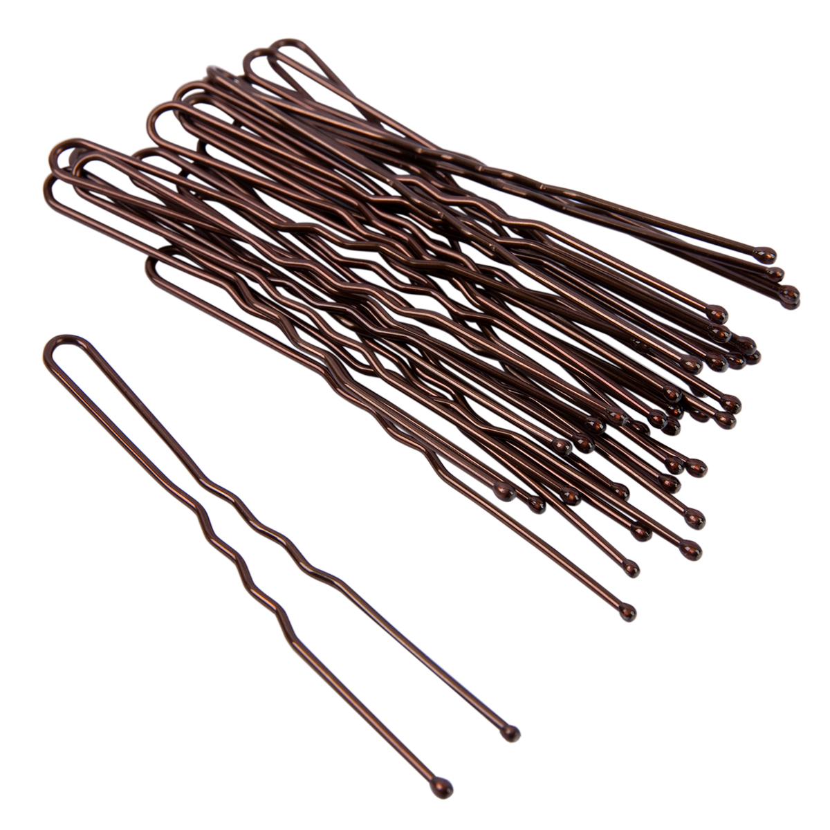 Набор коричневых металлических шпилек для волос на белом фоне